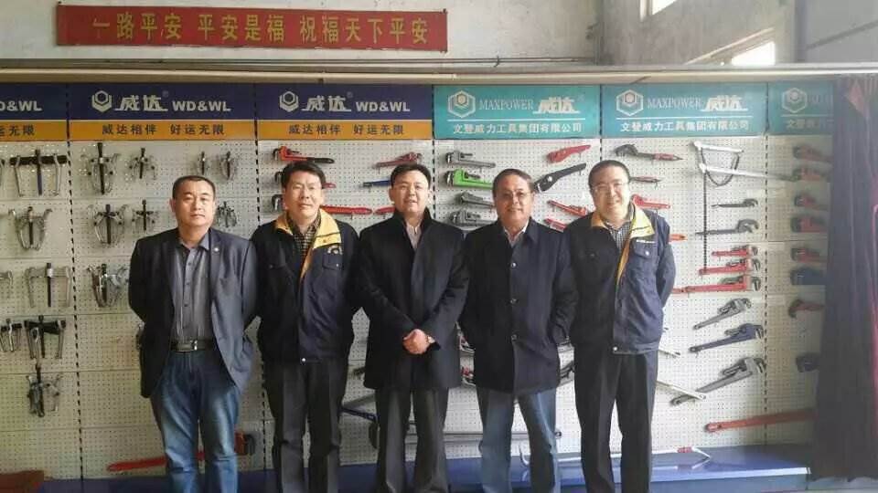 济南政和科技公司董事长参观YH533388银河集团(图2)