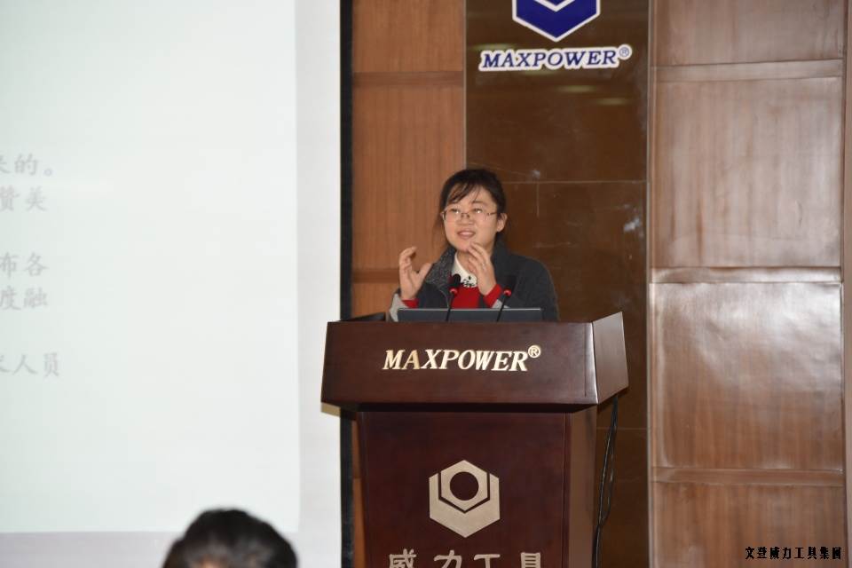 山东网记者采访团_19.JPG “工匠精神 山东制造”全媒体采访团莅临YH533388银河工具(图16)