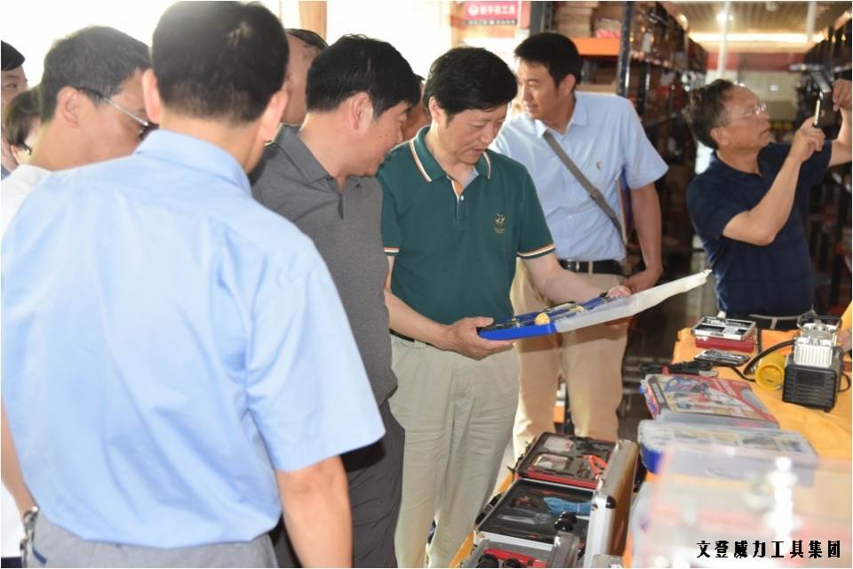 上海浦东祝桥商会领导一行访问YH533388银河(图4)